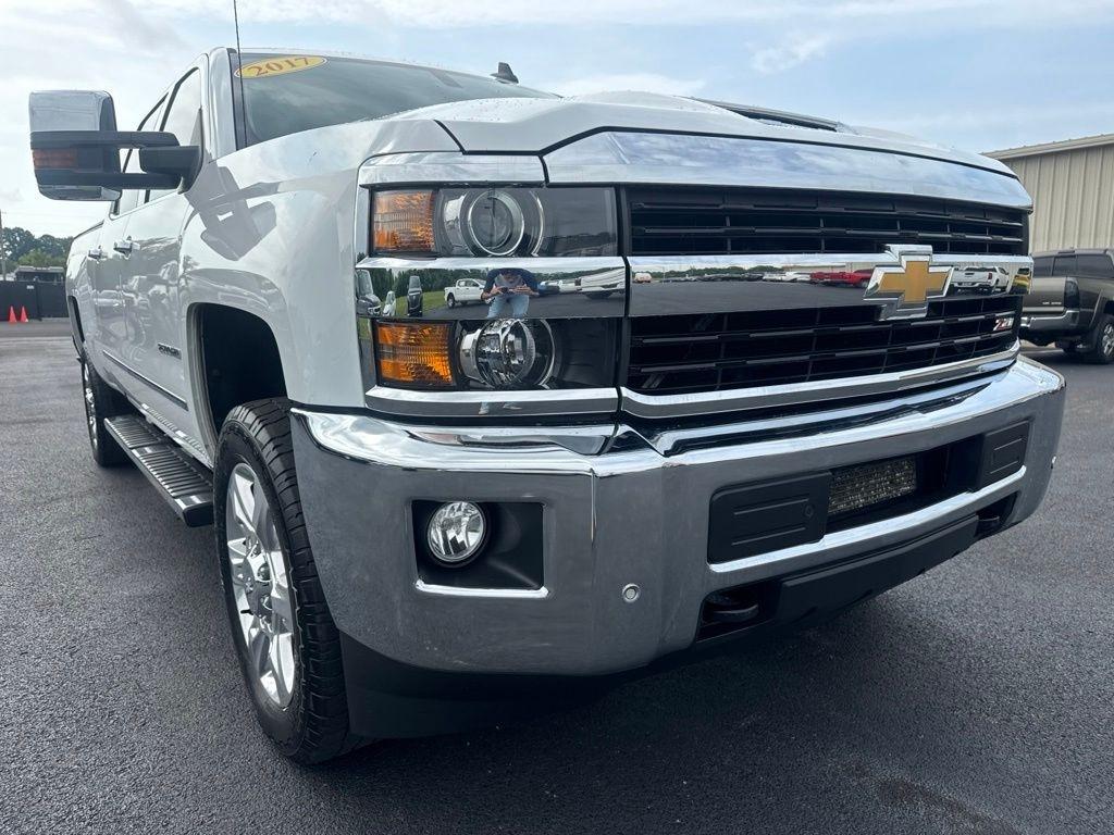 Chevrolet Silverado 2500HD 4WD Crew Cab 153.7" LTZ 2017