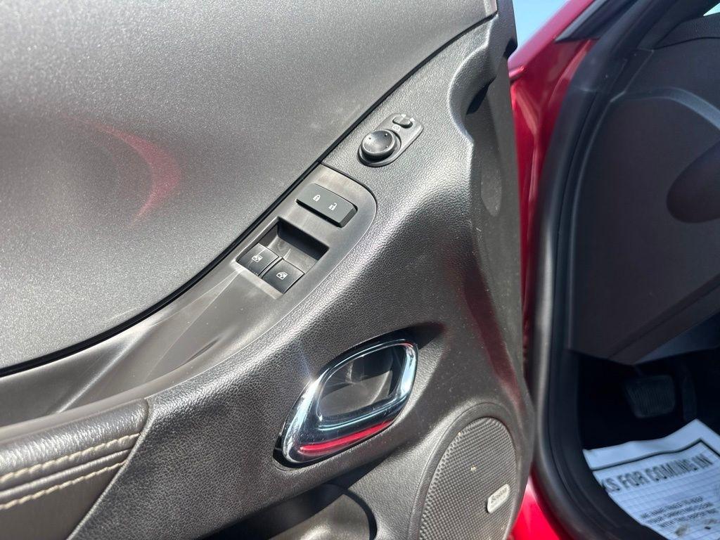 Chevrolet Camaro 2dr Cpe 2LT 2012