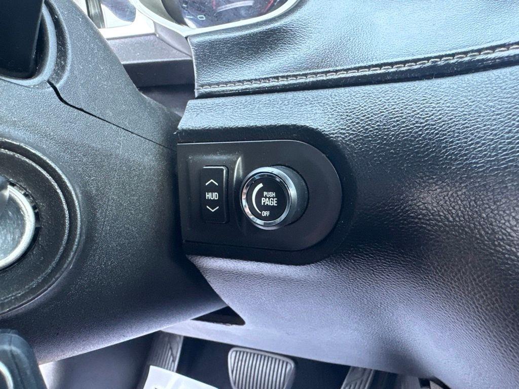 Chevrolet Camaro 2dr Cpe 2LT 2012