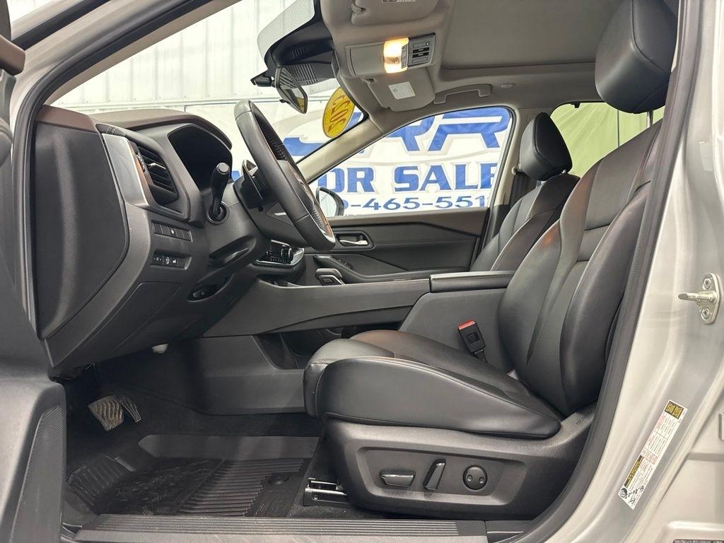 Nissan Rogue AWD SV 2023