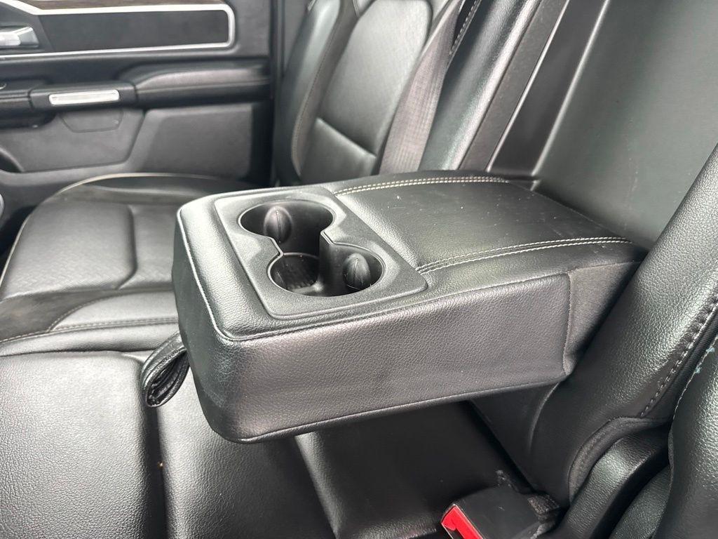RAM 1500 Laramie 4x4 Crew Cab 6'4" Box 2020