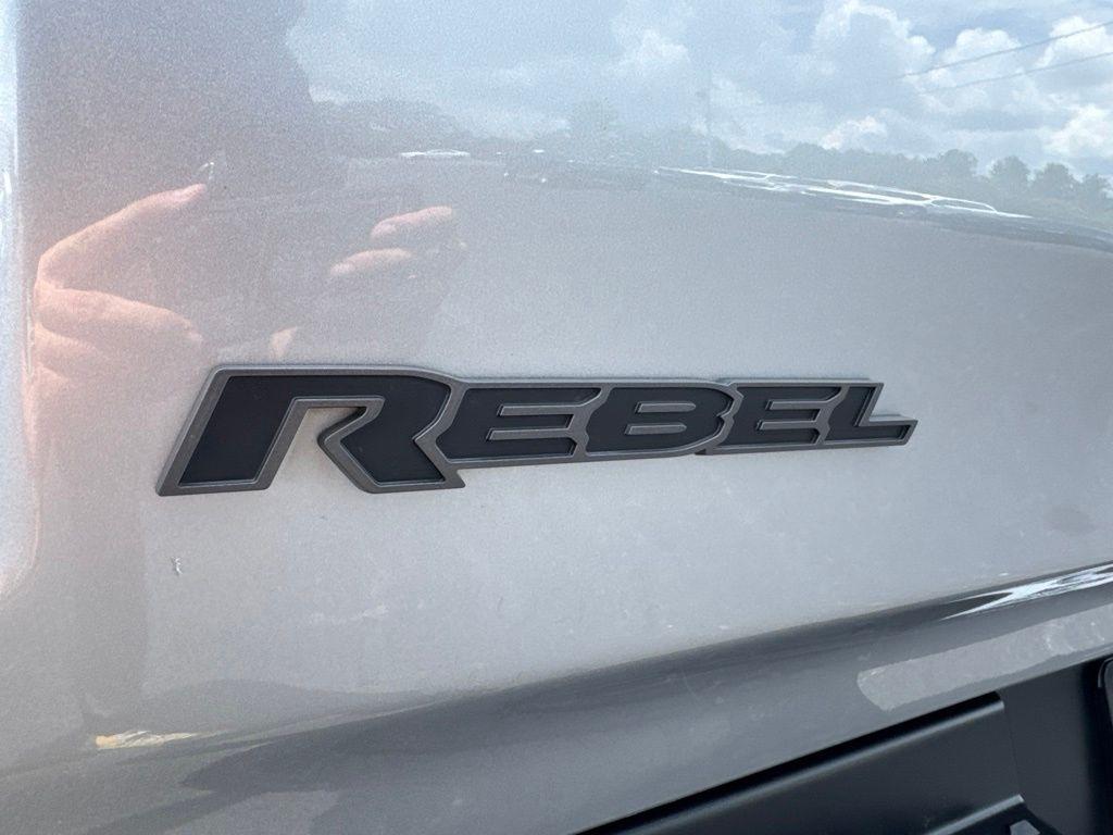 RAM 1500 Rebel 4x4 Crew Cab 5'7" Box 2022