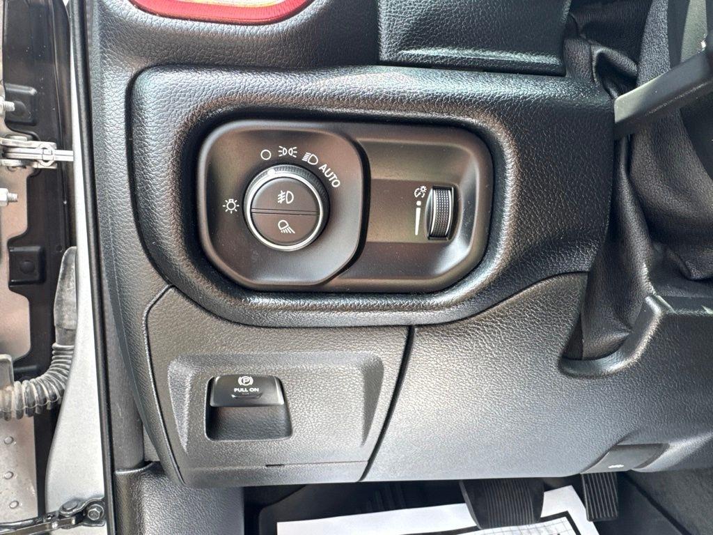 RAM 1500 Rebel 4x4 Crew Cab 5'7" Box 2022