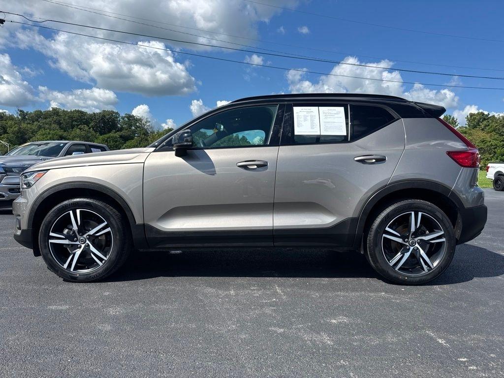 Volvo XC40 T5 AWD R-Design 2022