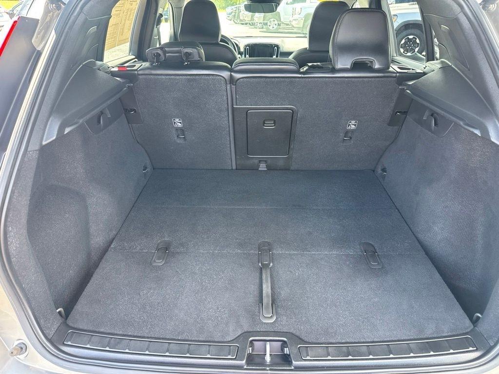 Volvo XC40 T5 AWD R-Design 2022