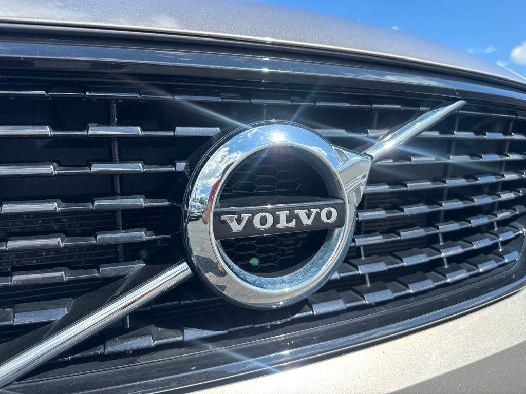 Volvo XC40 T5 AWD R-Design 2022