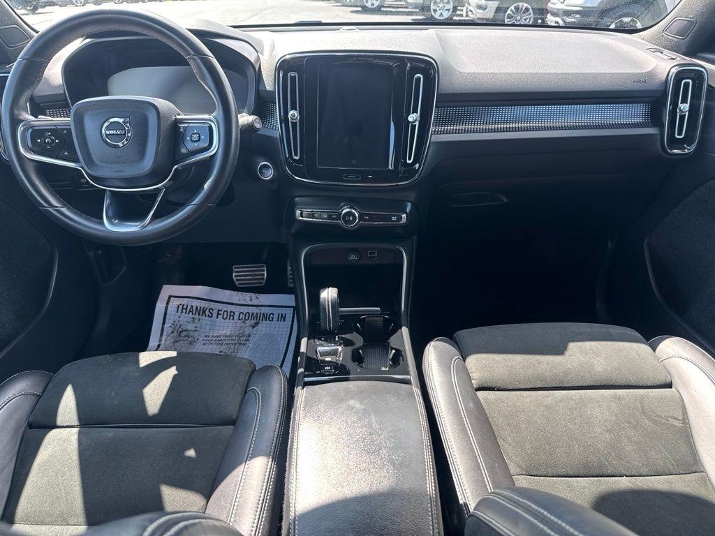 Volvo XC40 T5 AWD R-Design 2022