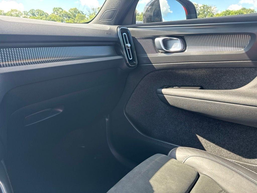 Volvo XC40 T5 AWD R-Design 2022