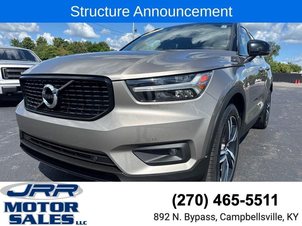 2022 Volvo XC40