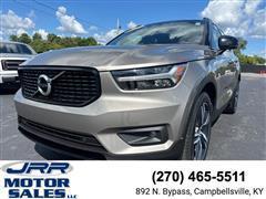 2022 Volvo XC40 