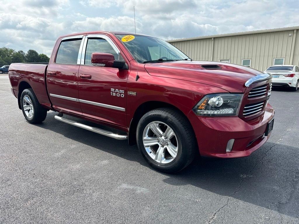 RAM 1500 4WD Crew Cab 149" Sport 2015