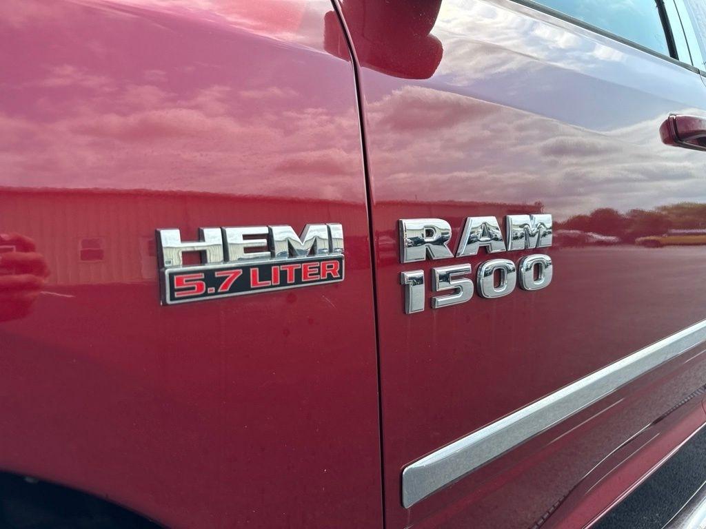 RAM 1500 4WD Crew Cab 149" Sport 2015
