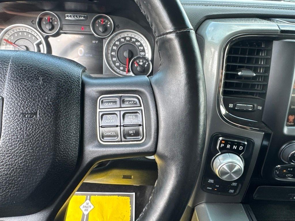RAM 1500 4WD Crew Cab 149" Sport 2015