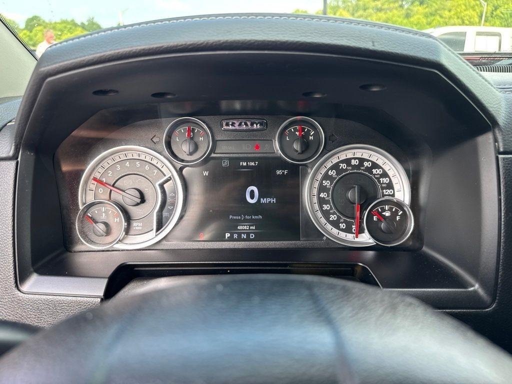 RAM 1500 4WD Crew Cab 149" Sport 2015