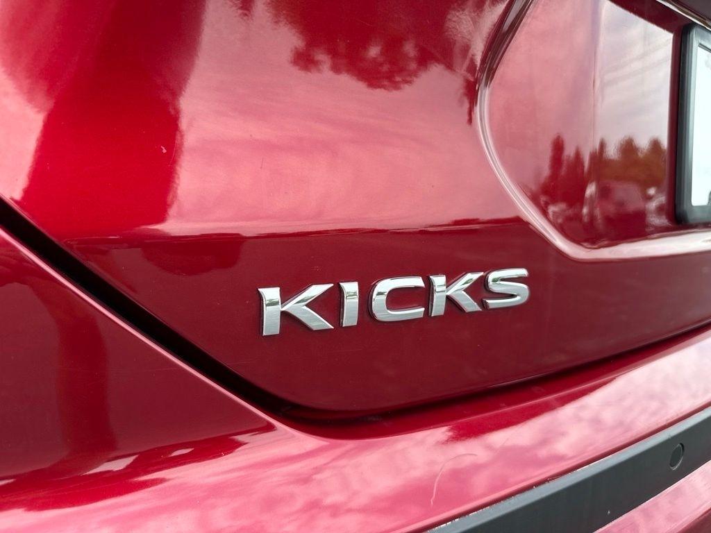 Nissan Kicks SV FWD 2021