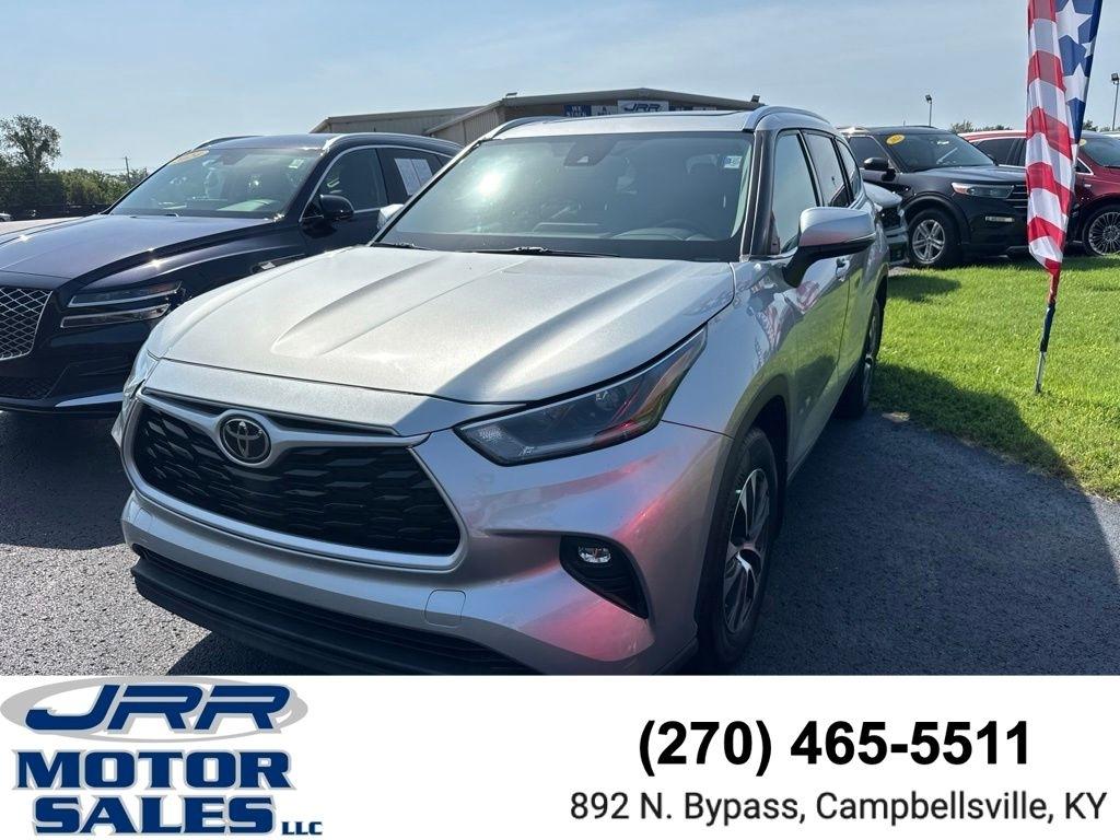 Toyota Highlander XLE AWD (Natl) 2021