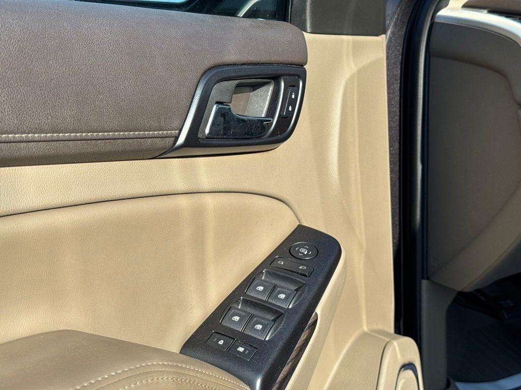 GMC Yukon XL 4WD 4dr SLE 2015