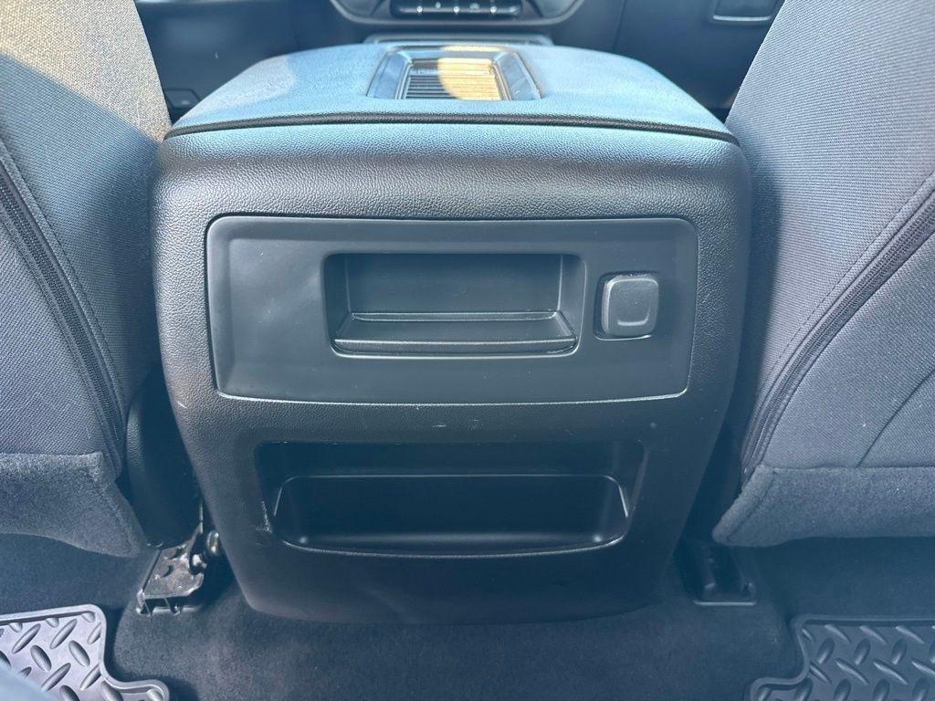 Chevrolet Silverado 1500 4WD Double Cab 143.5" LT w/1LT 2018