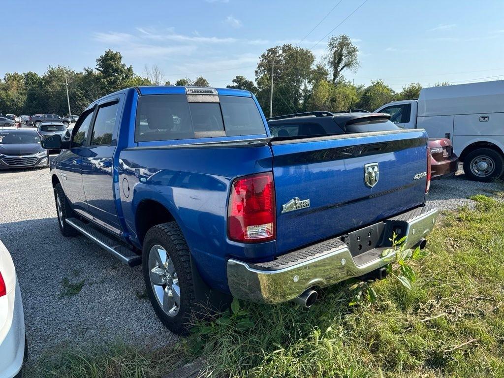 RAM 1500 Big Horn 4x4 Crew Cab 5'7" Box 2017