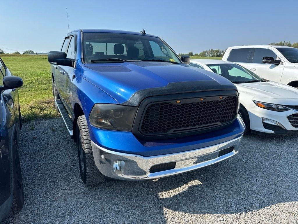RAM 1500 Big Horn 4x4 Crew Cab 5'7" Box 2017