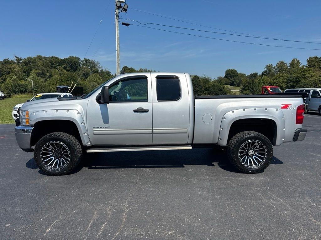 Chevrolet Silverado 2500HD 4WD Ext Cab 144.2" LT 2012
