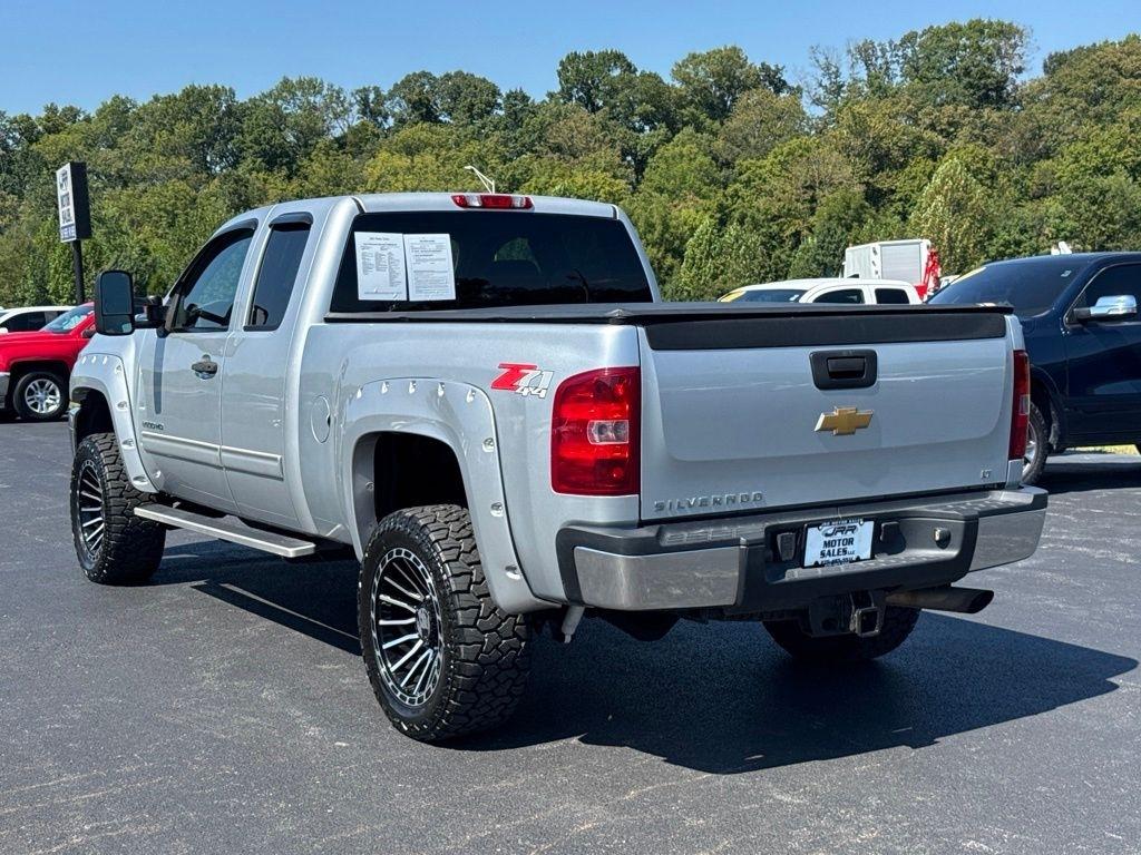 Chevrolet Silverado 2500HD 4WD Ext Cab 144.2" LT 2012