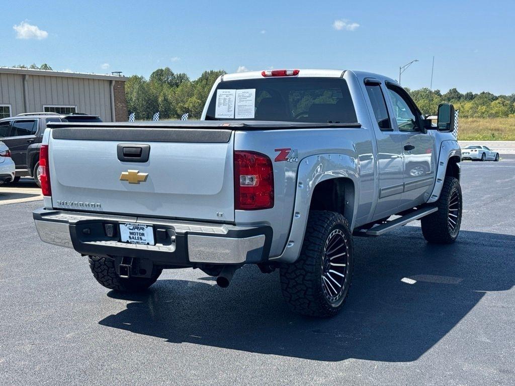 Chevrolet Silverado 2500HD 4WD Ext Cab 144.2" LT 2012