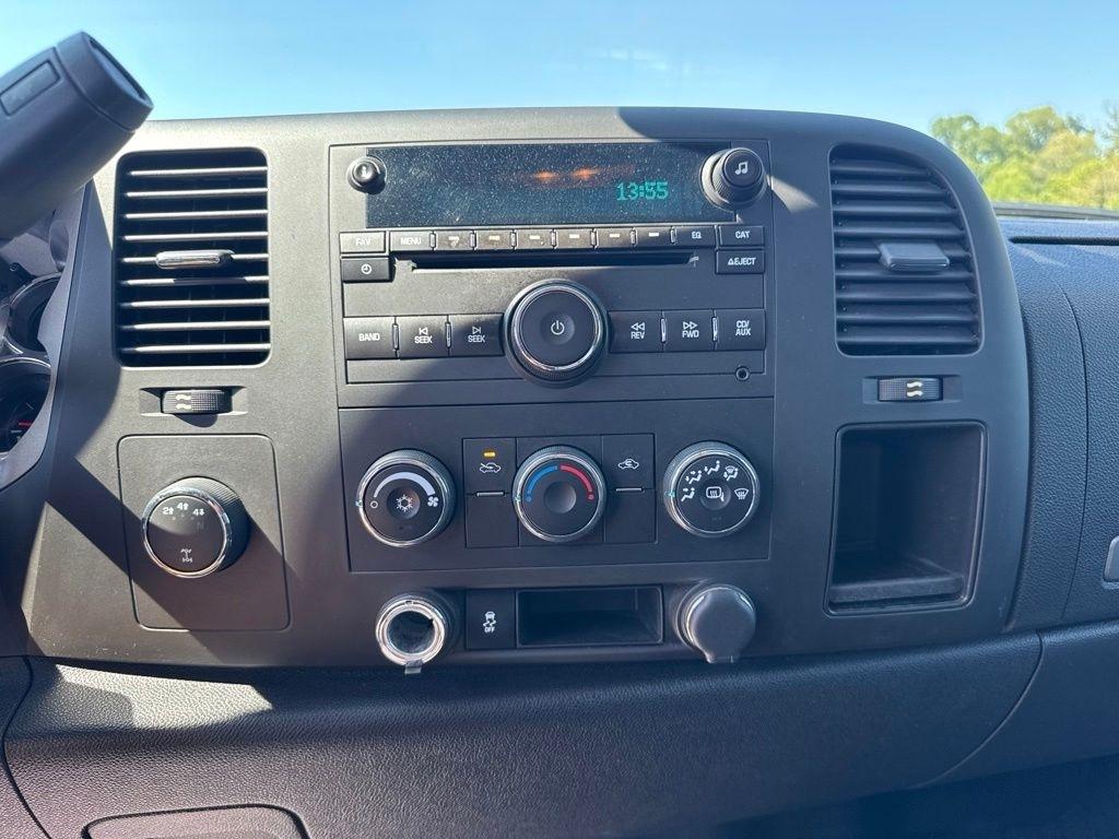 Chevrolet Silverado 2500HD 4WD Ext Cab 144.2" LT 2012