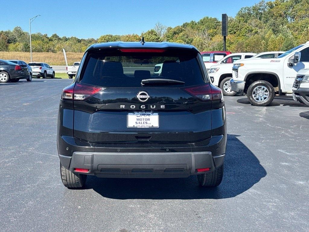 Nissan Rogue FWD SV 2025