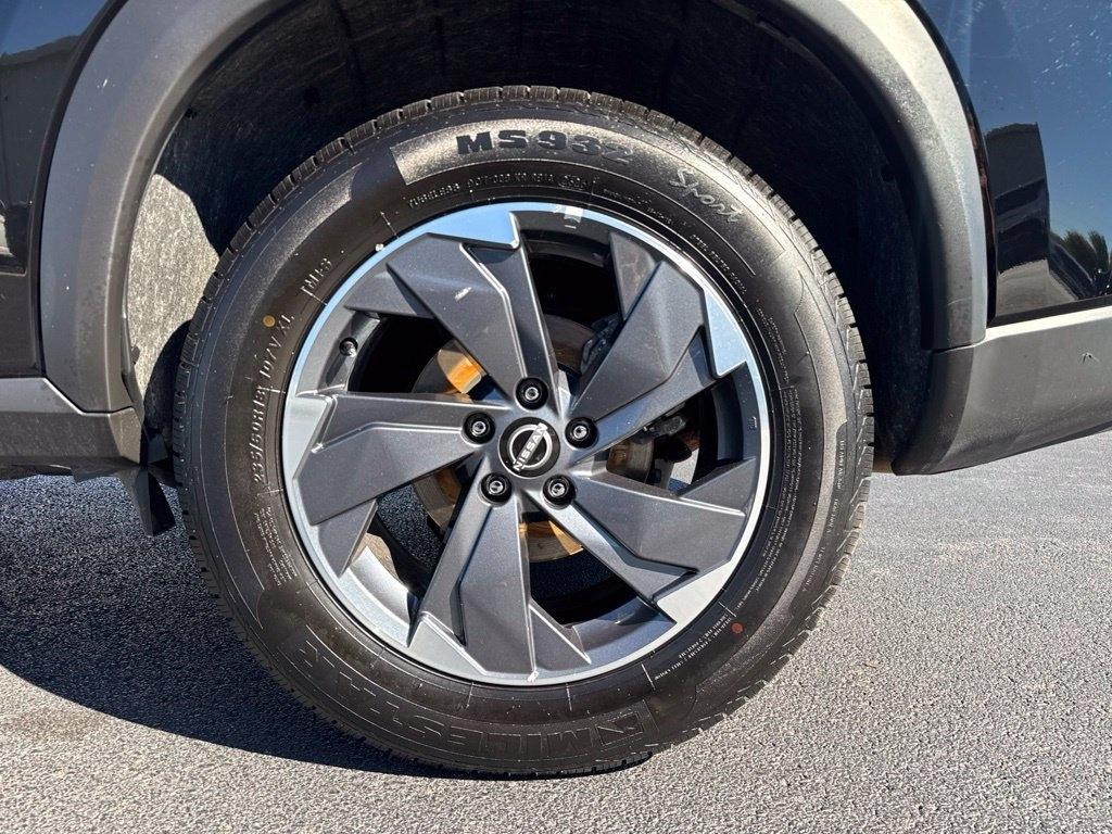 Nissan Rogue FWD SV 2025