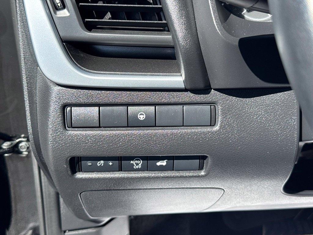 Nissan Rogue FWD SV 2025