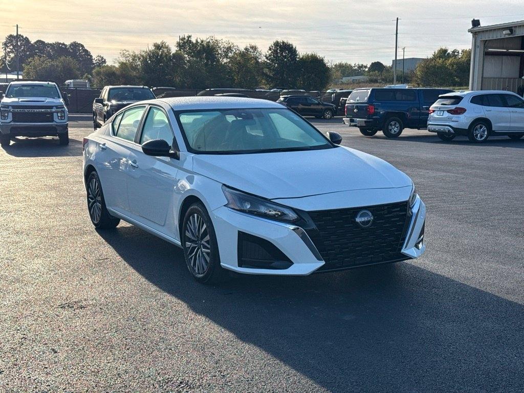 Nissan Altima SV FWD 2025