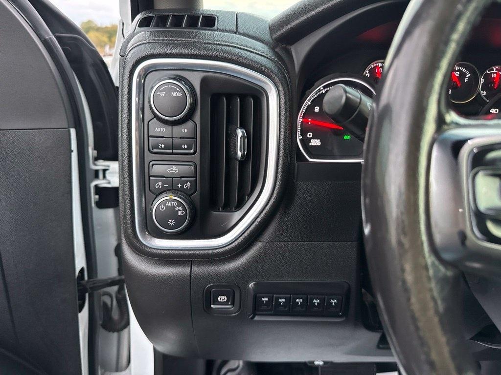 Chevrolet Silverado 2500HD 4WD Crew Cab 172" LT 2023