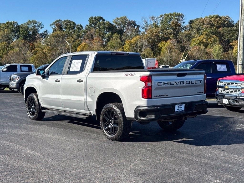 Chevrolet Silverado 1500 LTD 4WD Crew Cab 147" Custom Trail Boss 2022