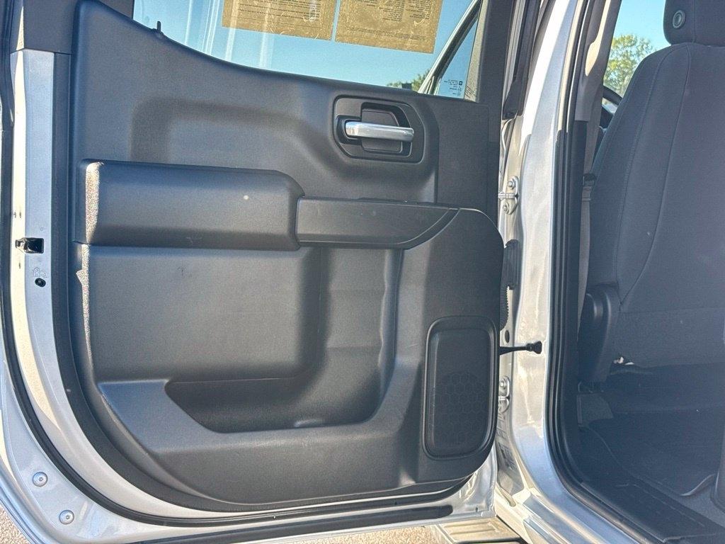 Chevrolet Silverado 1500 LTD 4WD Crew Cab 147" Custom Trail Boss 2022