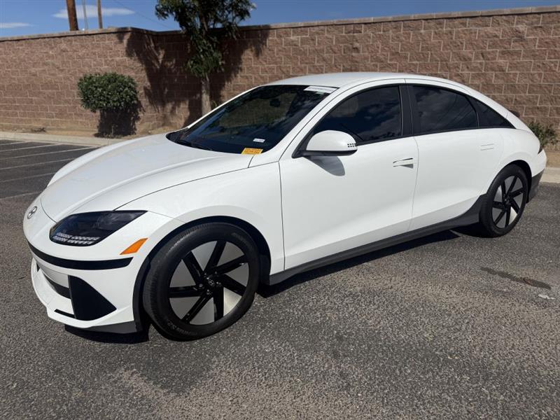Hyundai Ioniq 6  2023