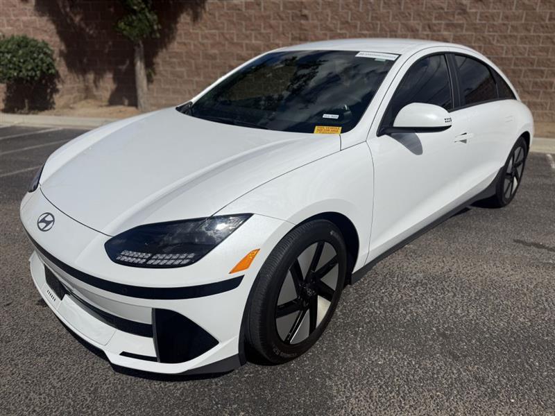 Hyundai Ioniq 6  2023