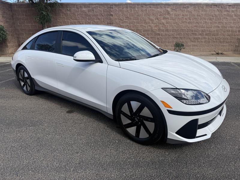 Hyundai Ioniq 6  2023