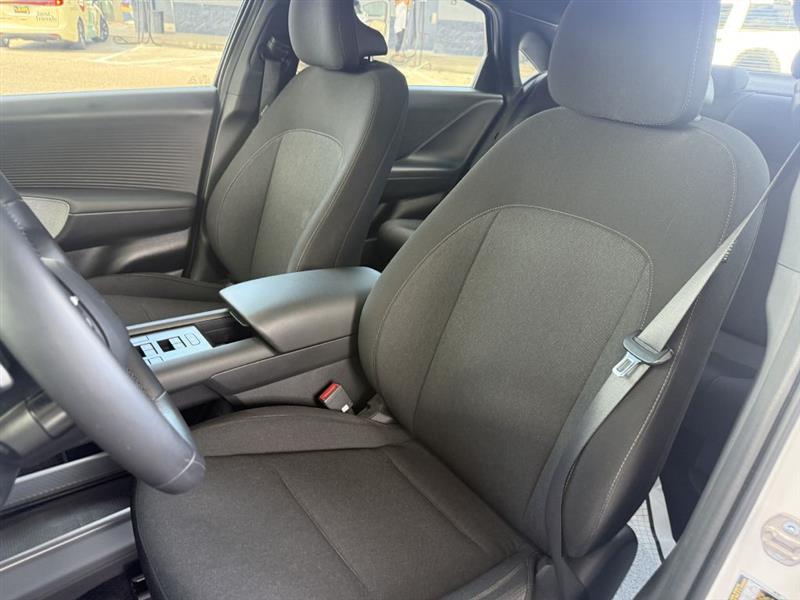 Hyundai Ioniq 6  2023