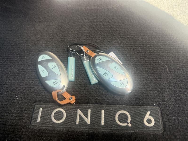 Hyundai Ioniq 6  2023