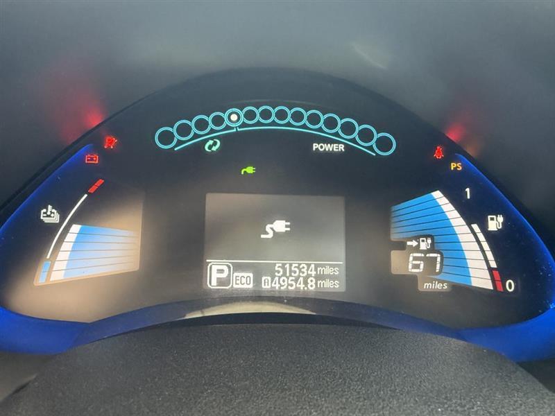 2013 Nissan LEAF SV - Photo 13