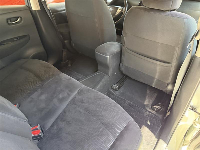 2013 Nissan LEAF SV - Photo 24