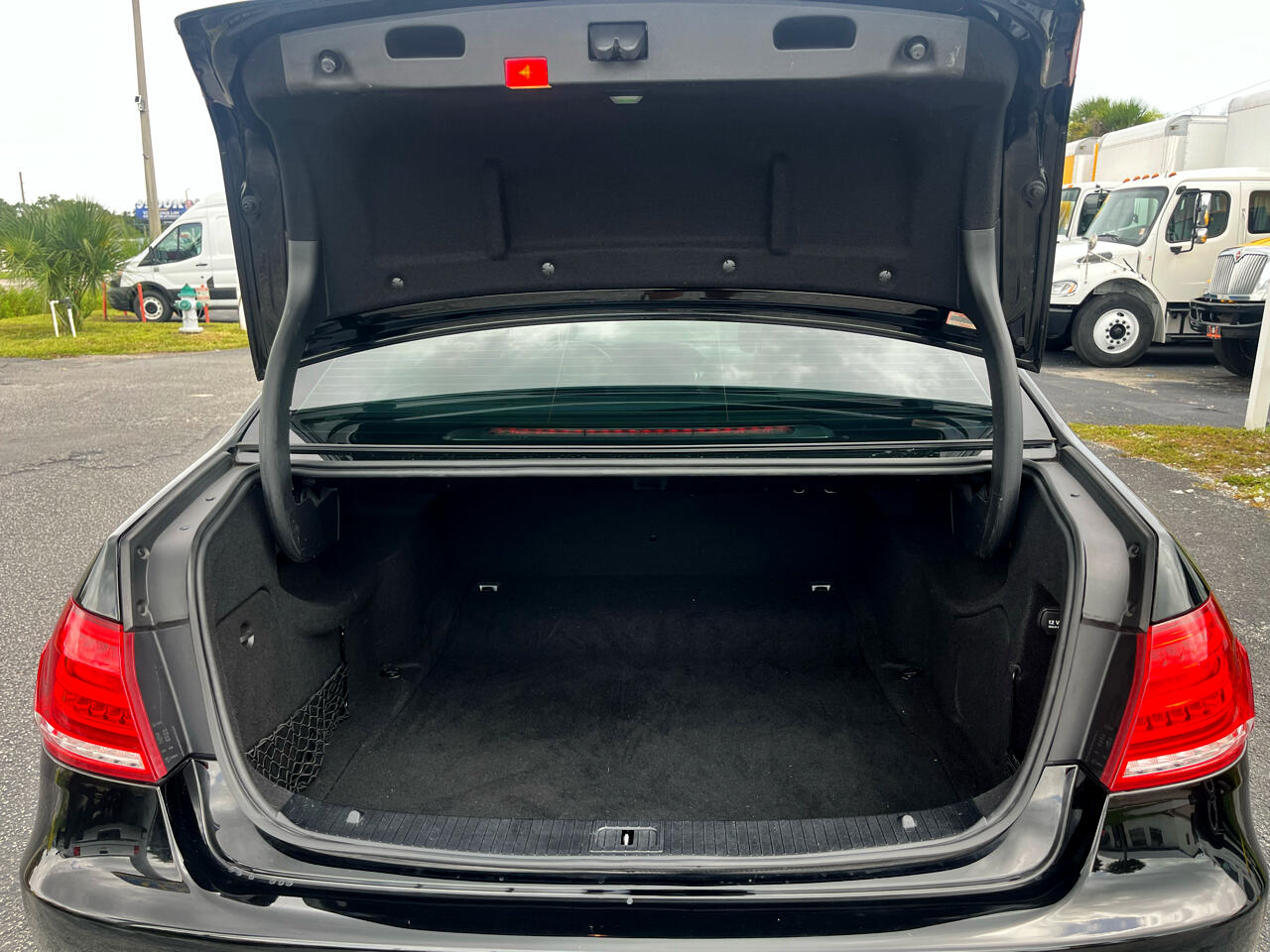 Mercedes-Benz E-Class E350 Sedan 2014 Mercedes-Benz E-Class E350 Sedan 2014