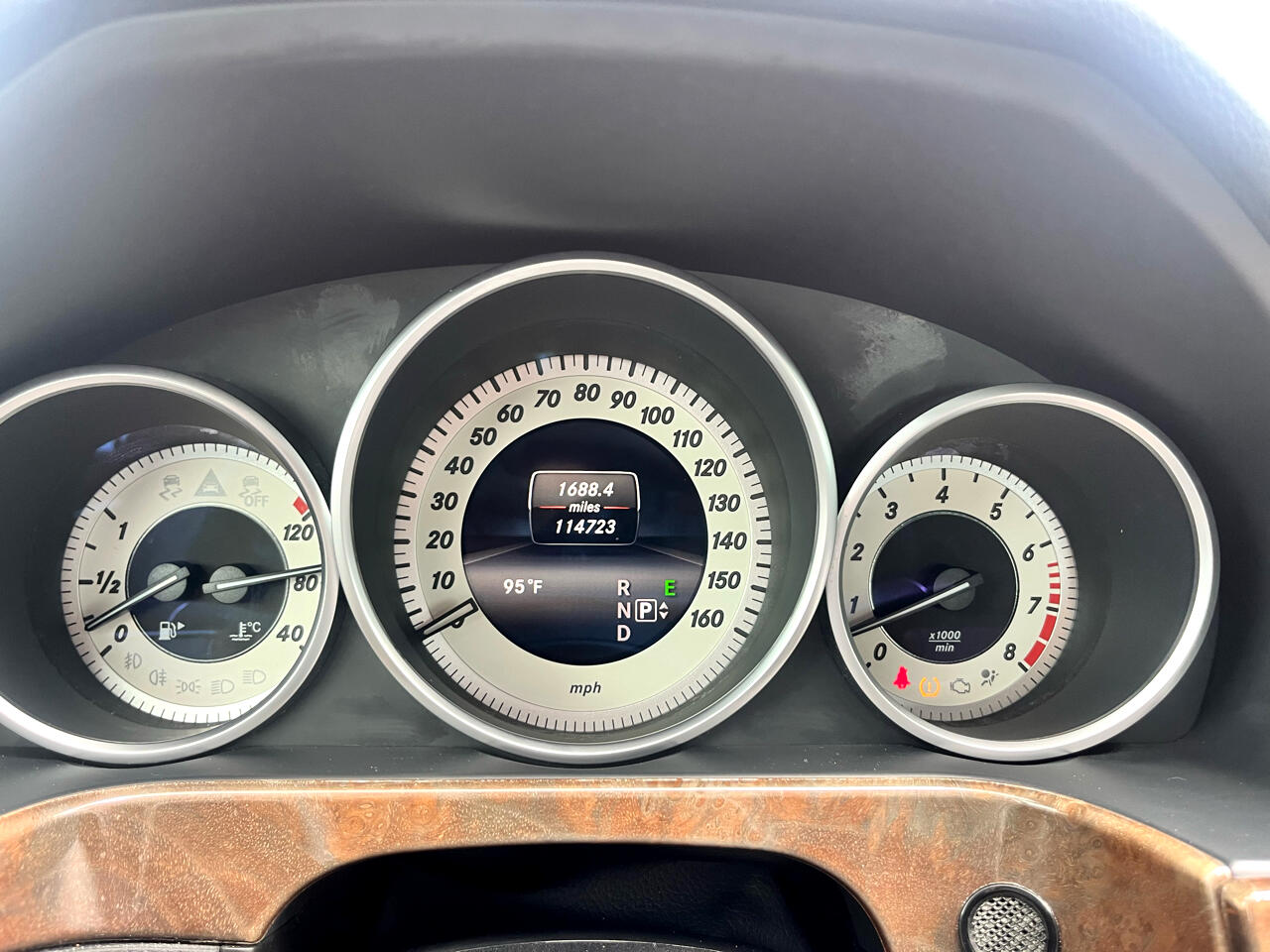 Mercedes-Benz E-Class E350 Sedan 2014 Mercedes-Benz E-Class E350 Sedan 2014