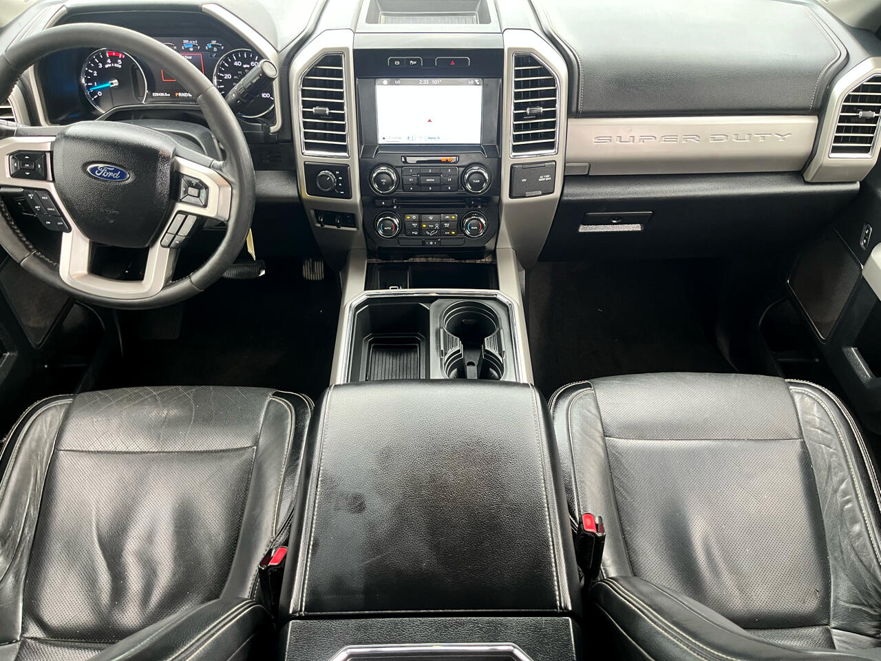 Ford F-350 SD Lariat Crew Cab DRW 4WD 2017 Ford F-350 SD Lariat Crew Cab DRW 4WD 2017