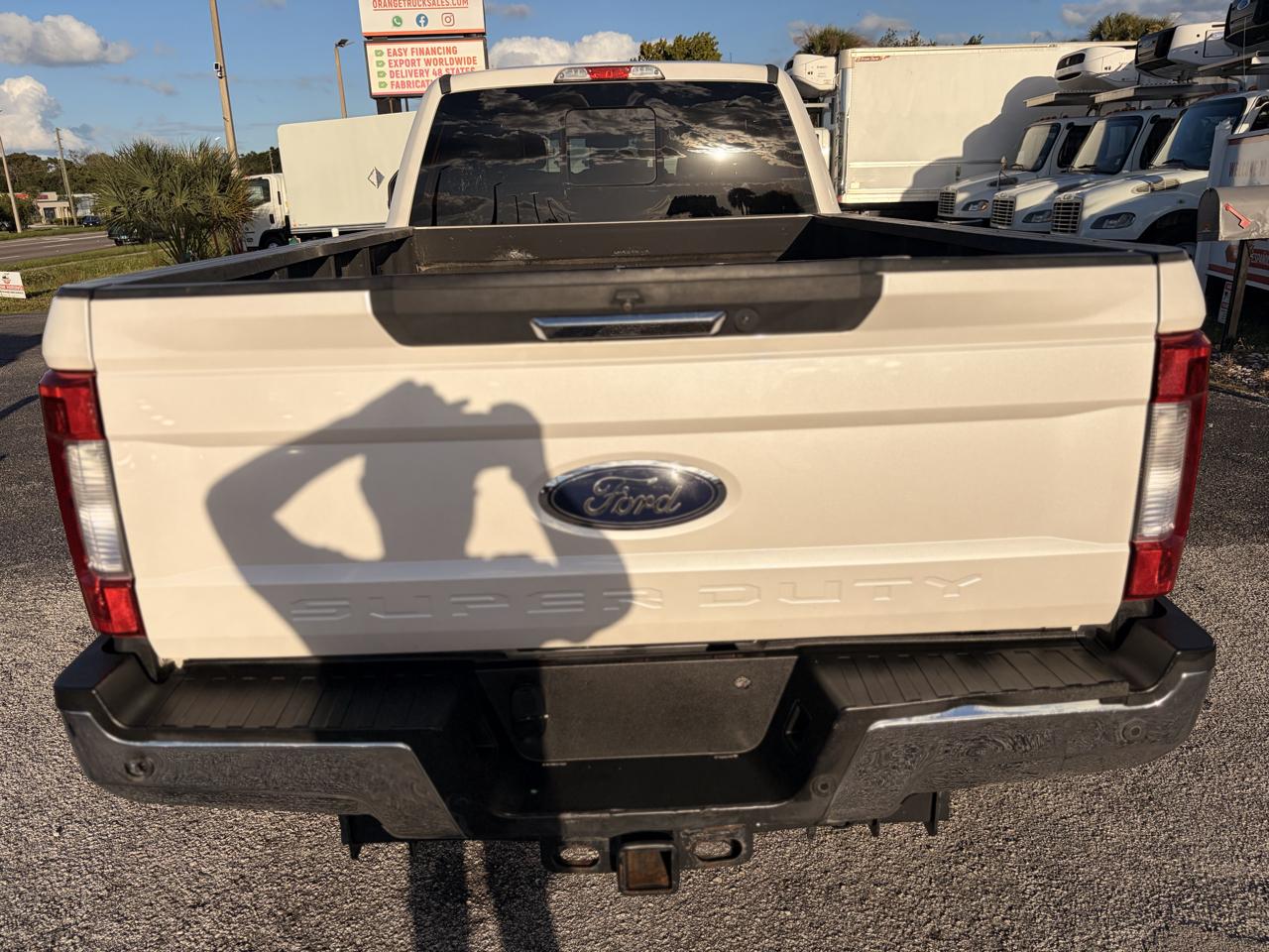 Ford F-350 SD Lariat Crew Cab DRW 4WD 2017