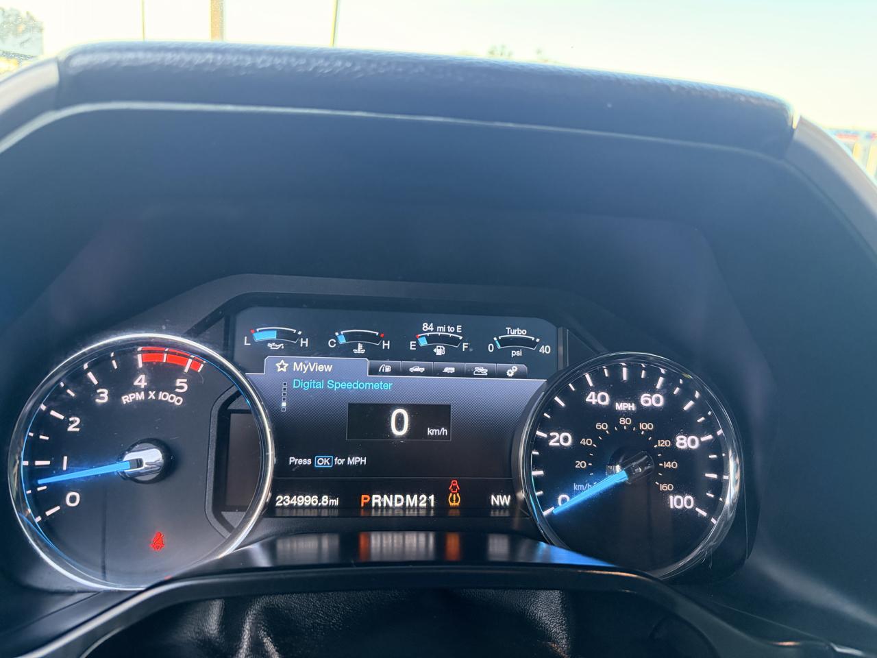 Ford F-350 SD Lariat Crew Cab DRW 4WD 2017