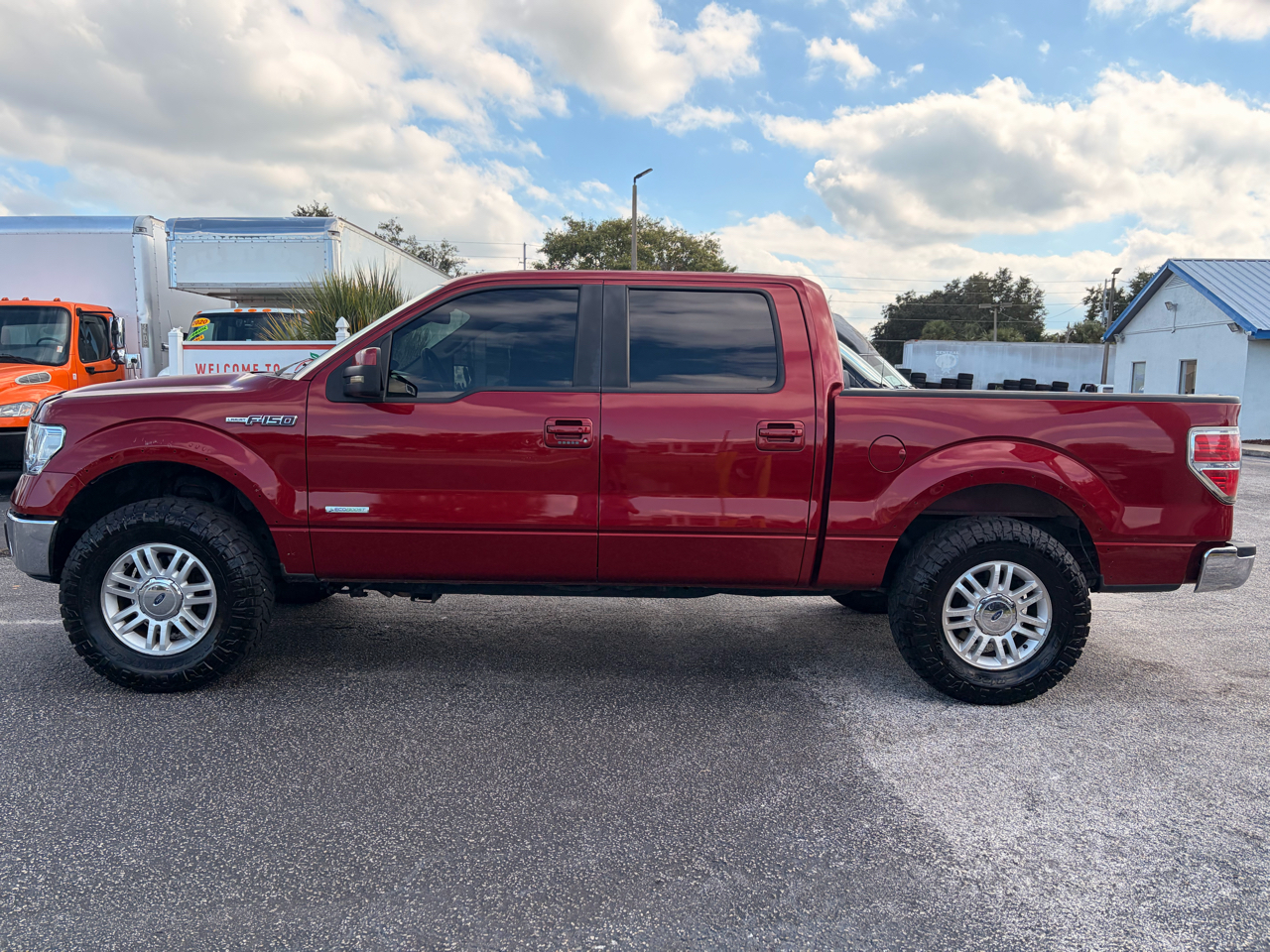 Ford F-150 2WD SuperCrew 145" Lariat 2014 Ford F-150 2WD SuperCrew 145" Lariat 2014