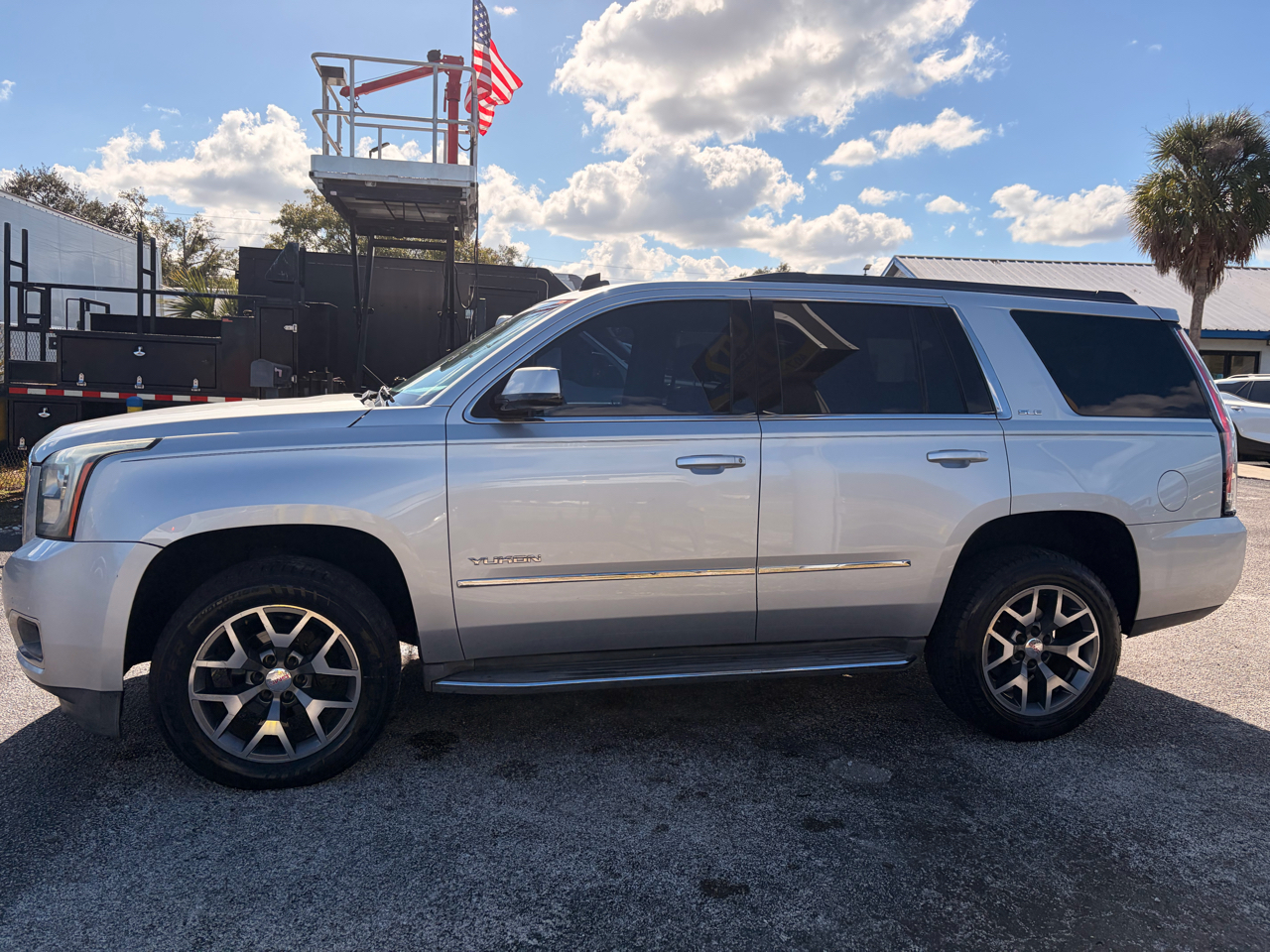 GMC Yukon SLE 4WD 2015