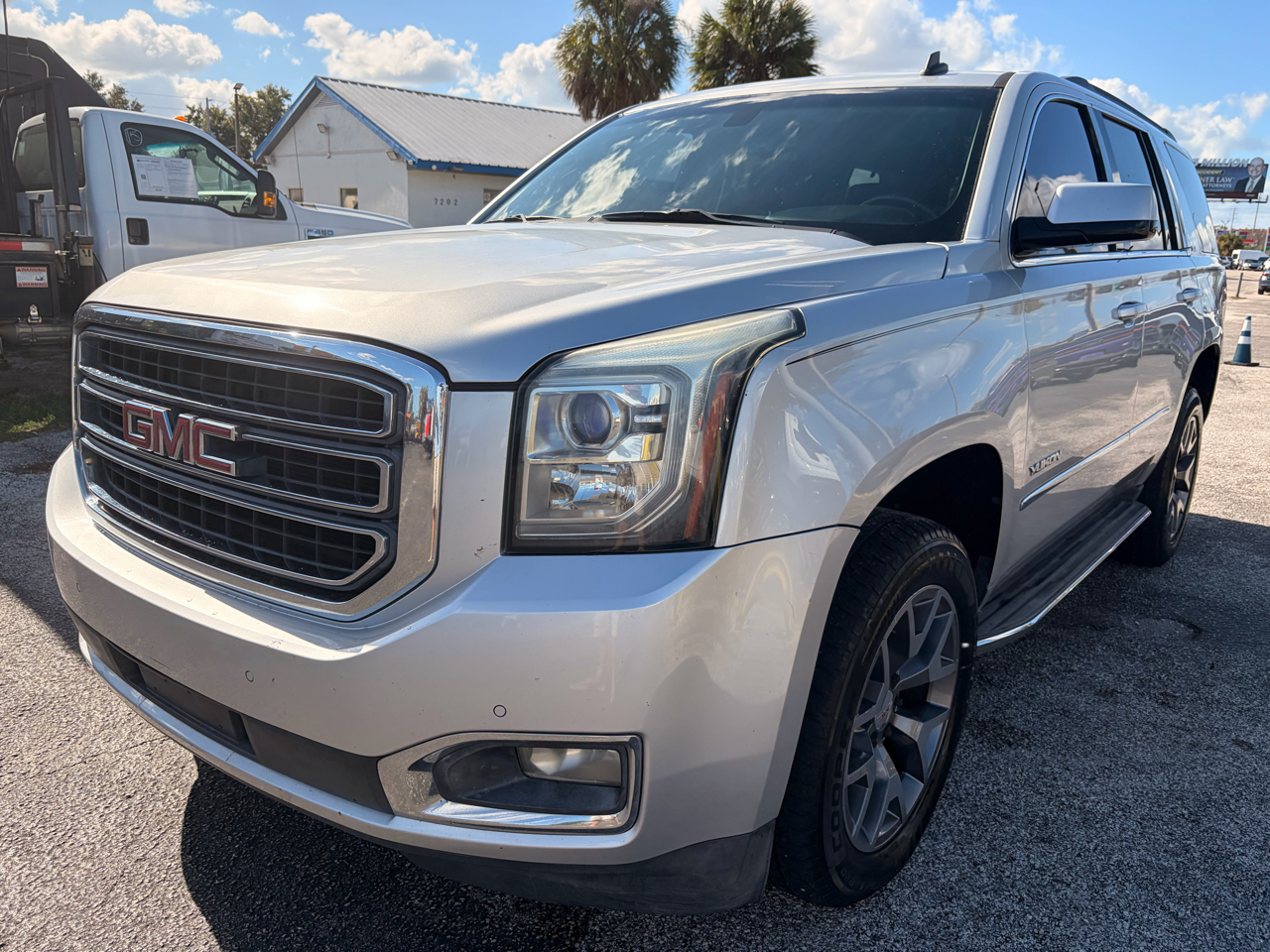GMC Yukon SLE 4WD 2015